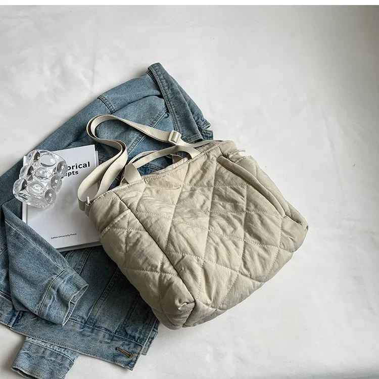 sac à langer blanc organisateur stylée promenade maman bébé