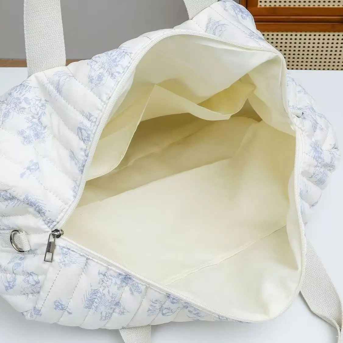 sac Ă  langer multi-compartiment spacieux