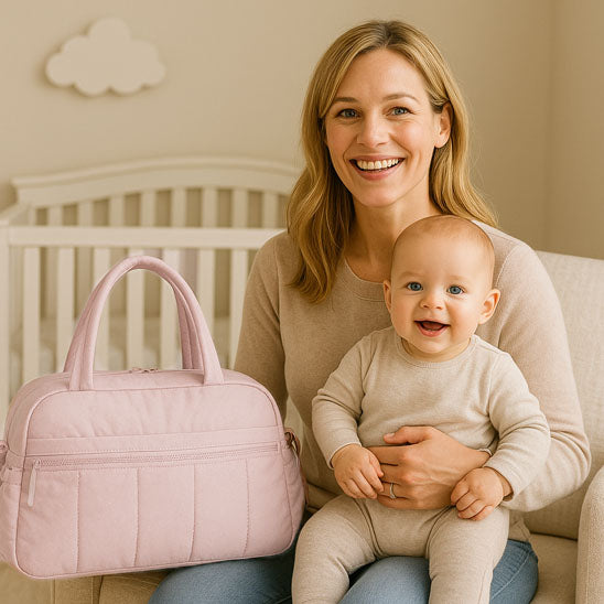 sourire maman bebe sac a langer pret