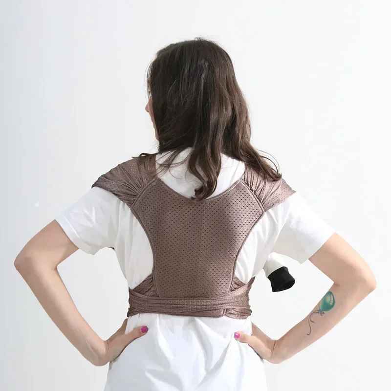 porte bébé physiologique de couleur kaki