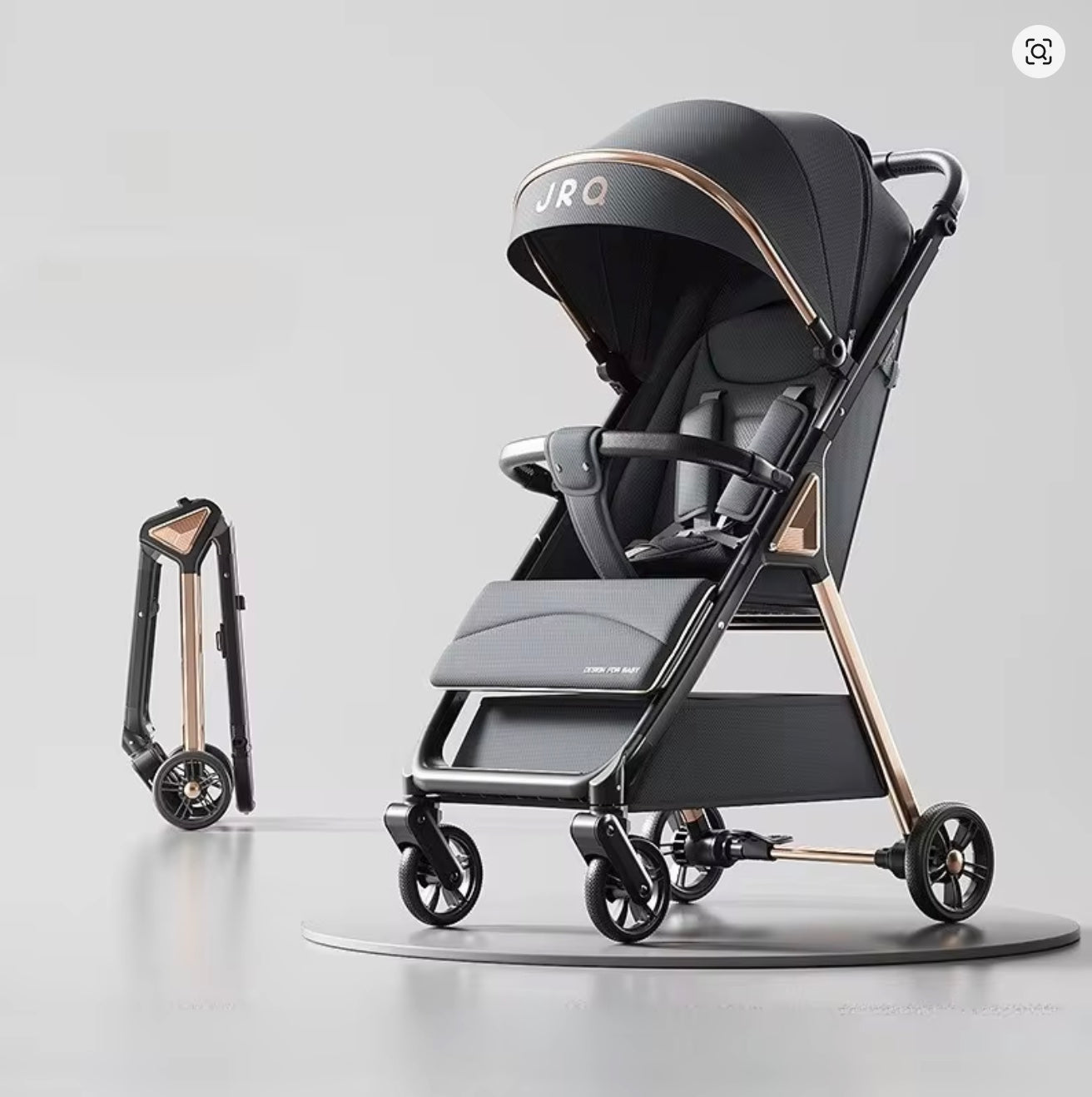 poussette canne de couleur gris et or