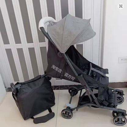 poussette canne de couleur gris