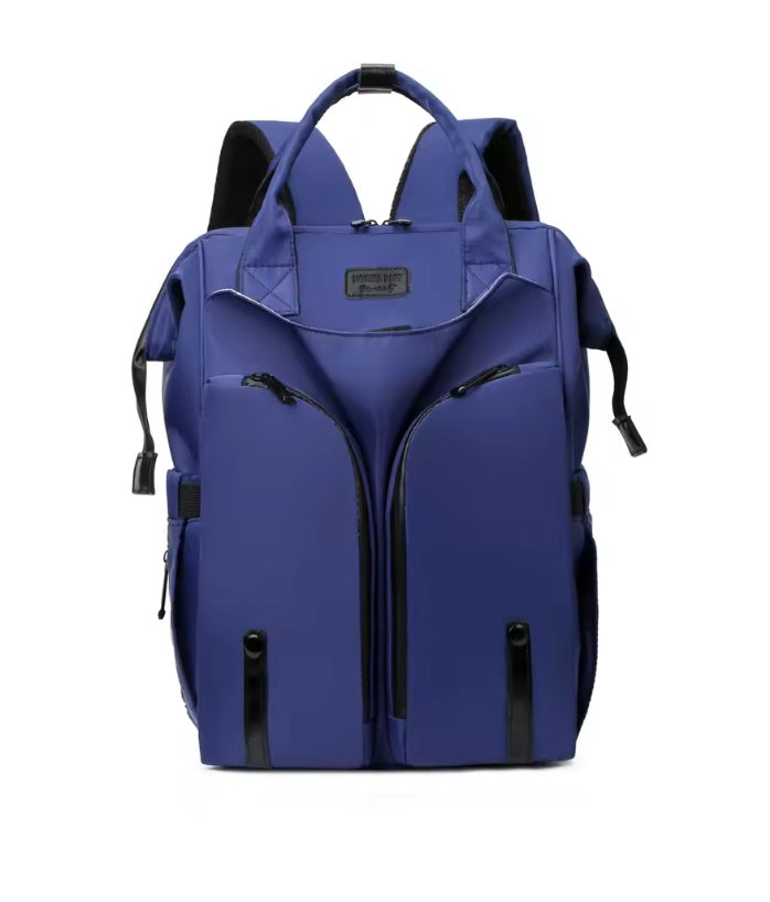 sac à dos à langer bleu pratique