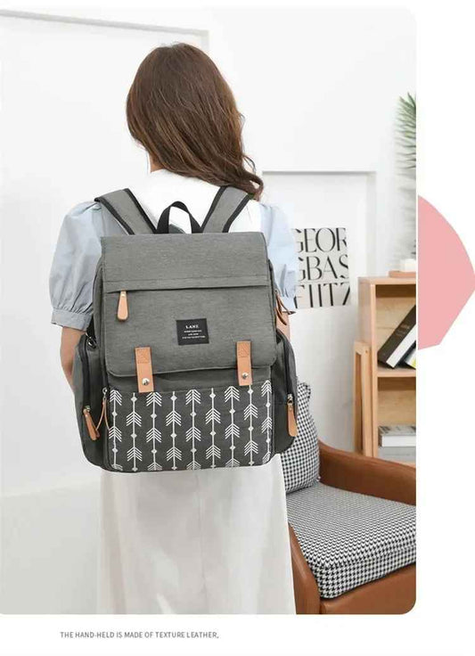 sac à dos à langer motif flèche