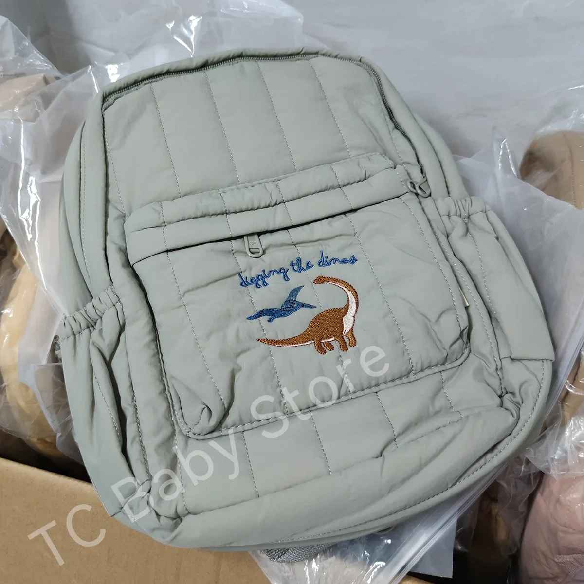 sac à dos à langer vert