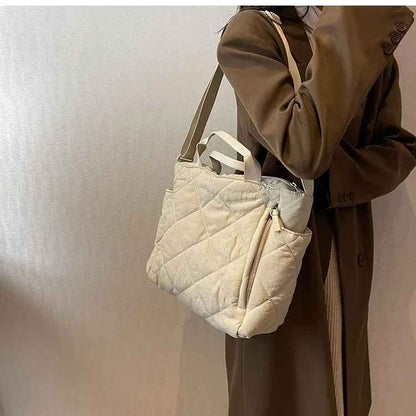 sac à langer organisateur stylé et spacieux