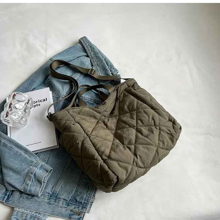 sac à langer vert organisateur maman bébé promenade