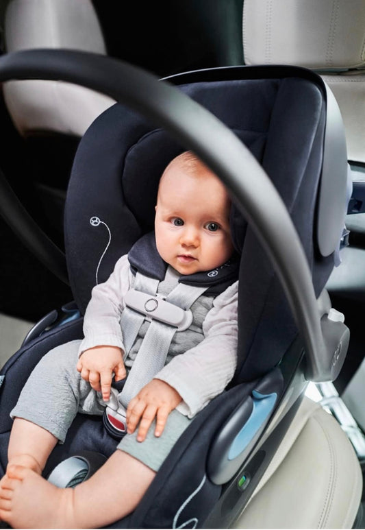 siège auto bébé en sécurité